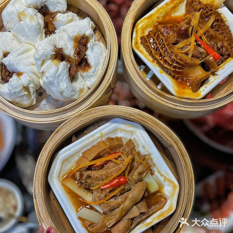 火锅店老板又在搞事情!粤式点心甜品和川味火锅混搭意外的好吃