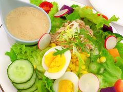 -丽莎沙拉轻食餐厅(国贸店)