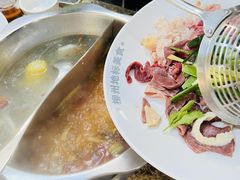 -顺水湾·牛肉牛杂火锅(驾鹤店)