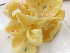 七彩朱古力鸡蛋散-中山国际酒店中餐厅