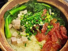 腊味煲仔饭-凤园椰珍·椰子鸡火锅(番禺奥园广场店)