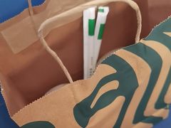 -星巴克(上海虹桥站2A检票口)