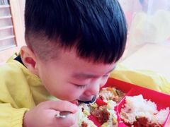 -小门牙好性格托育(北外滩中心)