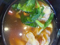 -爆炸头阿姨小四川正宗川味小吃(无任何分店)