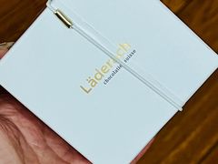 巧克力豆-Laderach 莱德拉(上海环贸iapm店)