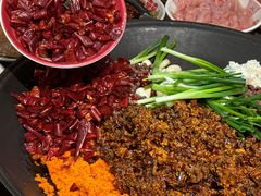 -沸炉重庆老火锅(军事博物馆店)