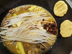 -玺炖·中国铁锅炖(南京东路店)