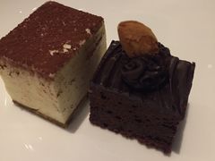 -唐拉雅秀酒店-西锦汇空中BBQ·思创餐厅