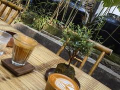 露天位-Metal hands·铁手咖啡