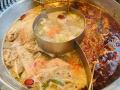 -醉董牛川派鲜肉自选火锅(烟台店)