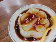 -王婆婆老妈蹄花川菜馆·非物质文化遗产(太古里一店)