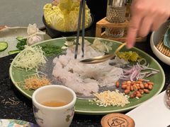 -得意咚瓜·顺德鱼生·冬瓜火锅(深圳首店)