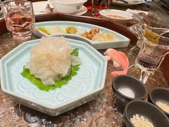 -龙悦湾酒家·八阵鱼生·渔人码头店