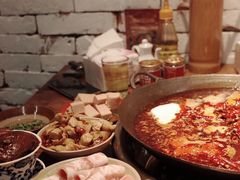 -四小区火锅·巷子里的重庆火锅(花照壁店)