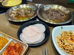 -猪啊牛呀羊啊铜盘烤肉(正大广场店)