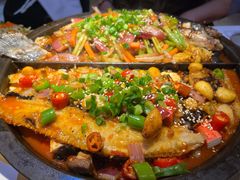 -鸣记脆皮烤鱼·海鲜烤鱼(三八广场店)