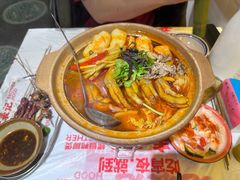 -老表记广西宵夜螺蛳鸭脚煲(东盟店)