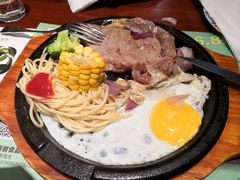 铁盘沙朗牛排-萨贝尔意式西餐厅(古城新梦店)