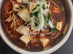 -薛记襄阳香辣牛肉面(平安路店)