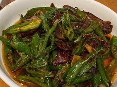 酱爆牛舌-曾牛肉