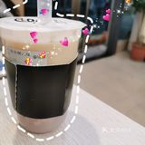 同时它可以让更多的人变成自我发声的平台