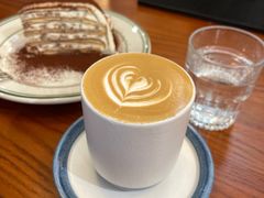 -Be Lived Cafe比例咖啡(摩天轮店)