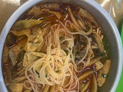 -丽丽三鲜螺蛳粉(田林路店)