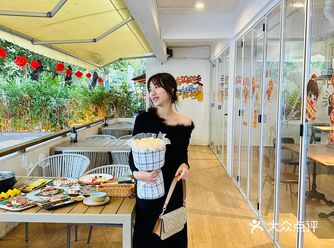 每次回肇庆都在星湖边这家餐吧吃点喝点·附攻略