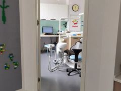 -皓洁口腔门诊部(金色雅园金涛苑店)