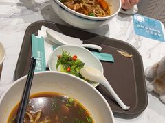-康师傅私房牛肉面(申虹店)