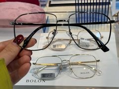 -天空之镜眼镜店蔡司依视路授权店(天通苑店)