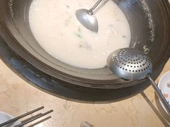 -陈大锅·岳阳鱼馆·地道岳阳菜(美食街店)