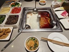 -海底捞火锅(关山保利店)