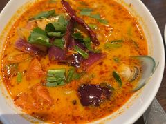 -Chom Cafe and Restaurant