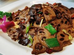 -刘胖子家常菜·蹄花焖藕(兴业店)