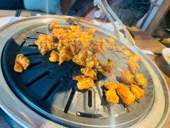 -明洞阿姨·韩式酱蟹烤肉·创意料理(三元桥店)