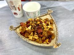 香辣掌中宝-小民大排档(光谷店)