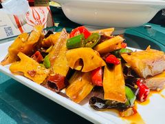 -叶派龙虾•招牌香辣蟹·海鲜(中海国际店)