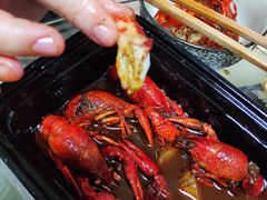 -龙巢盱眙龙虾·牛蛙·烧烤宵夜(八卦岭店)