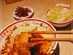 -八二小区抄手(龙湖上城天街店)