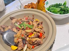 -绿草地·湘菜(悦方ID mall店)