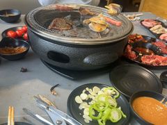 -啊美丽炭火烤肉(滑翔一店)