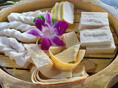 -滇釜火锅·能喝汤的火锅(车公庄店)