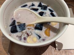 -彬媽糖水(侨鑫国际店)