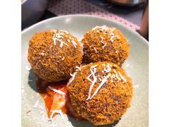 墨鱼芝士饭团-KCOOKING概念韩餐(世茂52+店)