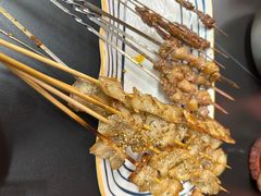 -许哥东北烧烤·铁丳烤串·宫后夹肉(繁花中心店)