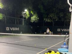 -快网网球俱乐部(徐汇爱建园店)