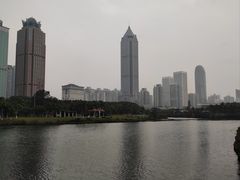 -万绿园