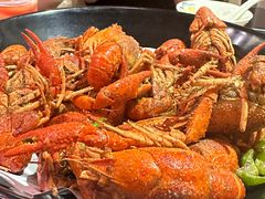 -聚汇三少·龙虾·中餐厅(莫邪路新天地店)
