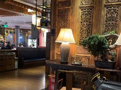 -八府香鸭·啫啫煲(华山路店)